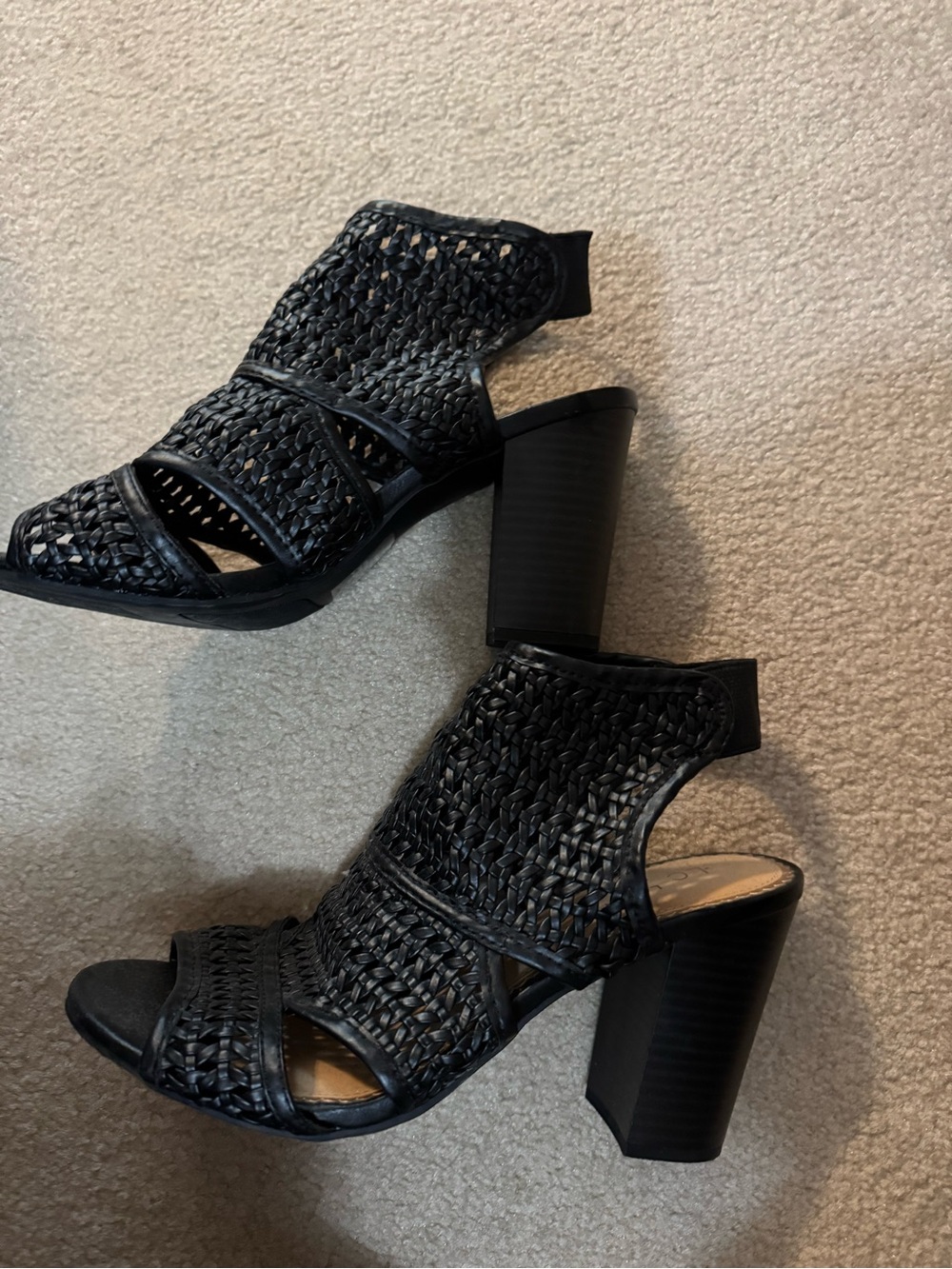 LC Lauren Conrad Black Woven Block Heel Sandals